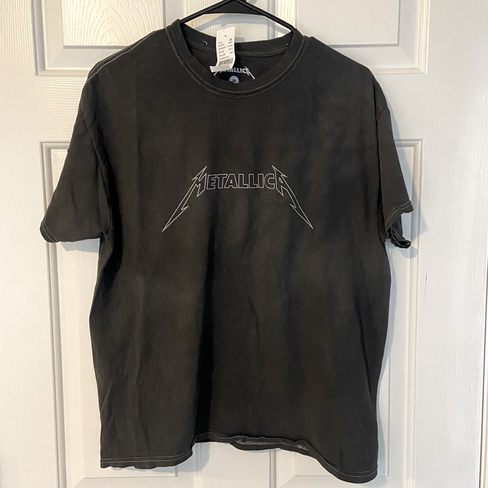 Pacsun, Metallica, charcoal color, short sleeve, graphic tee, size medium